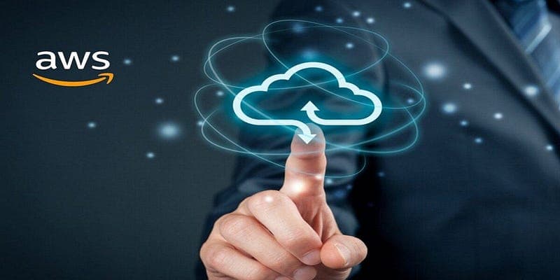 Solution Architecture On AWS